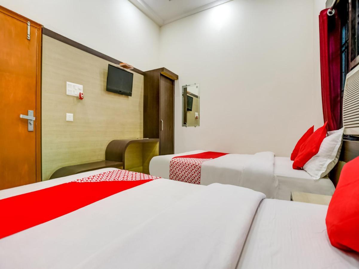 Oyo 75850 Vishwanath Guest House Varanasi Ngoại thất bức ảnh